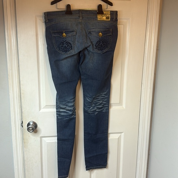 Apple Bottoms Blue Ankle Cropped Jeans with Distressed Details - Picture 4 of 10